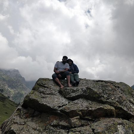 The K2 Alpine Hotel Pahalgam Exterior photo